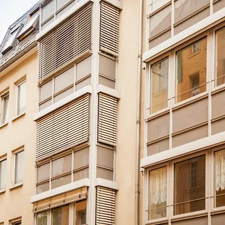 Goldene Krone Mit Tiefgarage Apartment